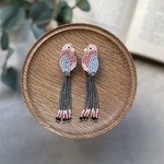 《animaux・ビーズ刺繍》モモイロインコピアス/イヤリング《受注生産》