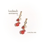 NEW!可愛い🍓苺🍓と揺れるスワロボールピアス