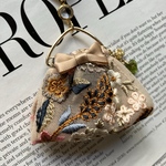 インド刺繍が大人可愛いハートのキーリング付きチャーム