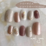 ぐるぐるミラーのショコラネイル