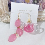 桜と共に🌸*･/桜ピアス/さくら