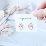 小さな桜　パール　春　ピアス/イヤリング　つまみ細工