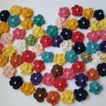 再再販♬色いろいろ手編みお花のパーツ♥