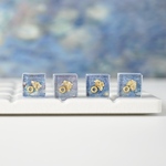 名画「睡蓮(朝)」のスクエアピアス/イヤリング 金属アレルギー対応