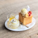 ミニチュアスイーツ 【ハニートーストとはちみつプリンのセット】