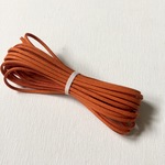 再販 合皮　スウェード紐　約６m　スモーキーオレンジ
