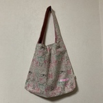 ＊数量限定＊【スケッチキャット】トライアングルバッグ M