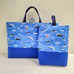 ☆新作☆入園入学２点セット　海で泳ぐ生き物たち　レッスンバッグ　上履き　入園入学