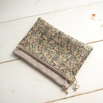 ◇◆Special Price◆◇　リバティ　チャイブ　あずきミルク　ビニコのwファスナーポーチ（内ポケット付き）　21×14.5㎝