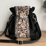 インド刺繍リボン＊巾着ショルダーバッグ　　巾着バッグ