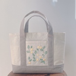 トートバッグ　バイカラー　刺繍