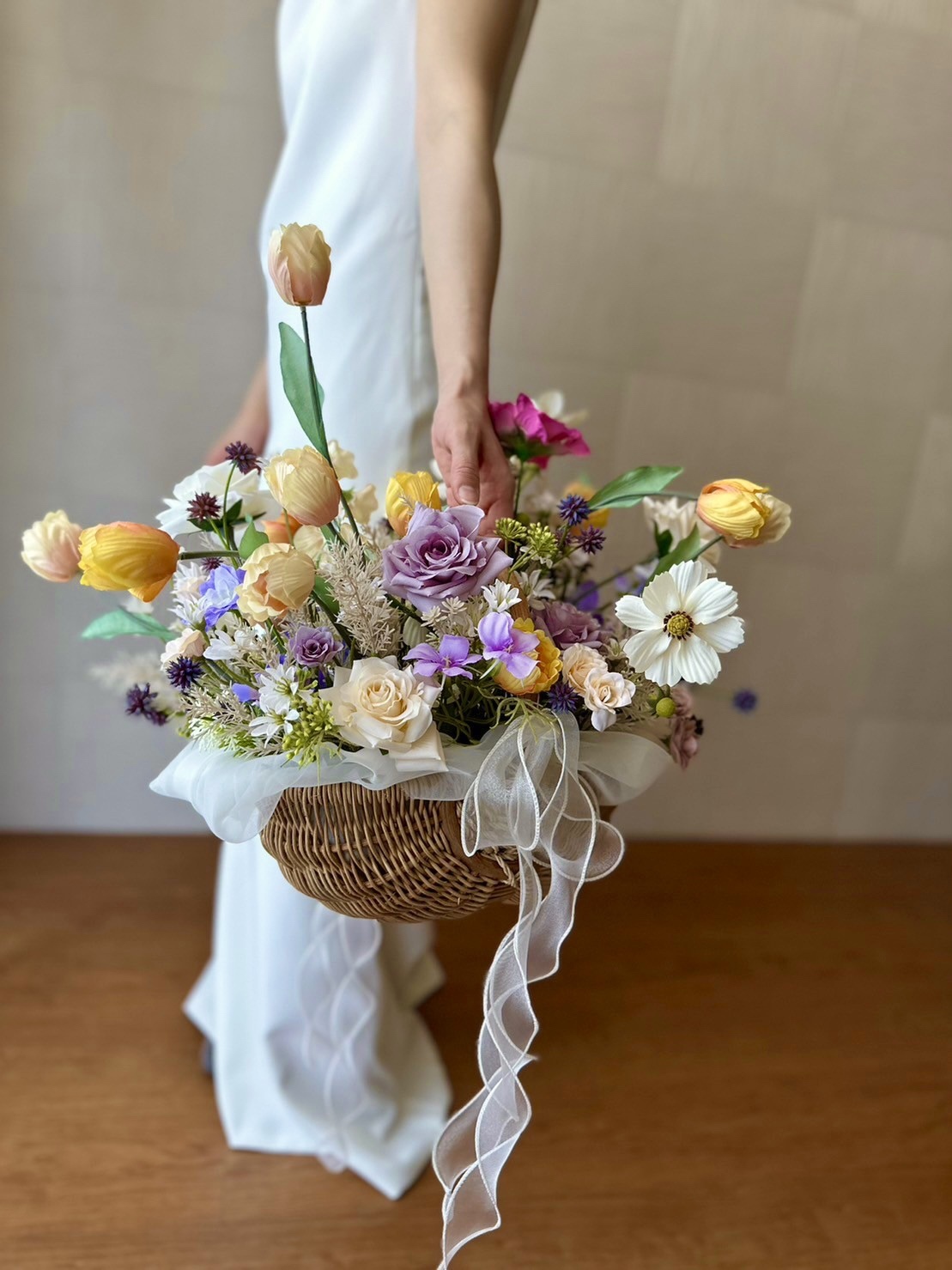 ウェディングブーケ ブートニア⭐mico fleurs ホワイト×くすみグリーンブーケ ウェディングブーケ ブートニア
