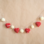 ガーリーなハートガーランド