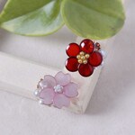 春　桜と小梅　和　着物にあうアクセサリー（ピアス/イヤリング）フラワー　ノンホールピアス