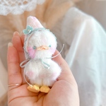 苺帽子のアヒルちゃん…C