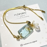 レジンアクセサリー☆四角形レジンの華奢ブレスレット