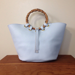 SALE  本革  バンブーハンドルのトートバック  バンブーバケット  アイスブルー