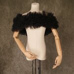 取り外しオフショルダー ブラック 編み上げ  ラッフルフリル 大人っぽい  花嫁/ウェディングドレス  色直し