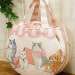 丸型バッグ　ロイヤルキャット　ピンク