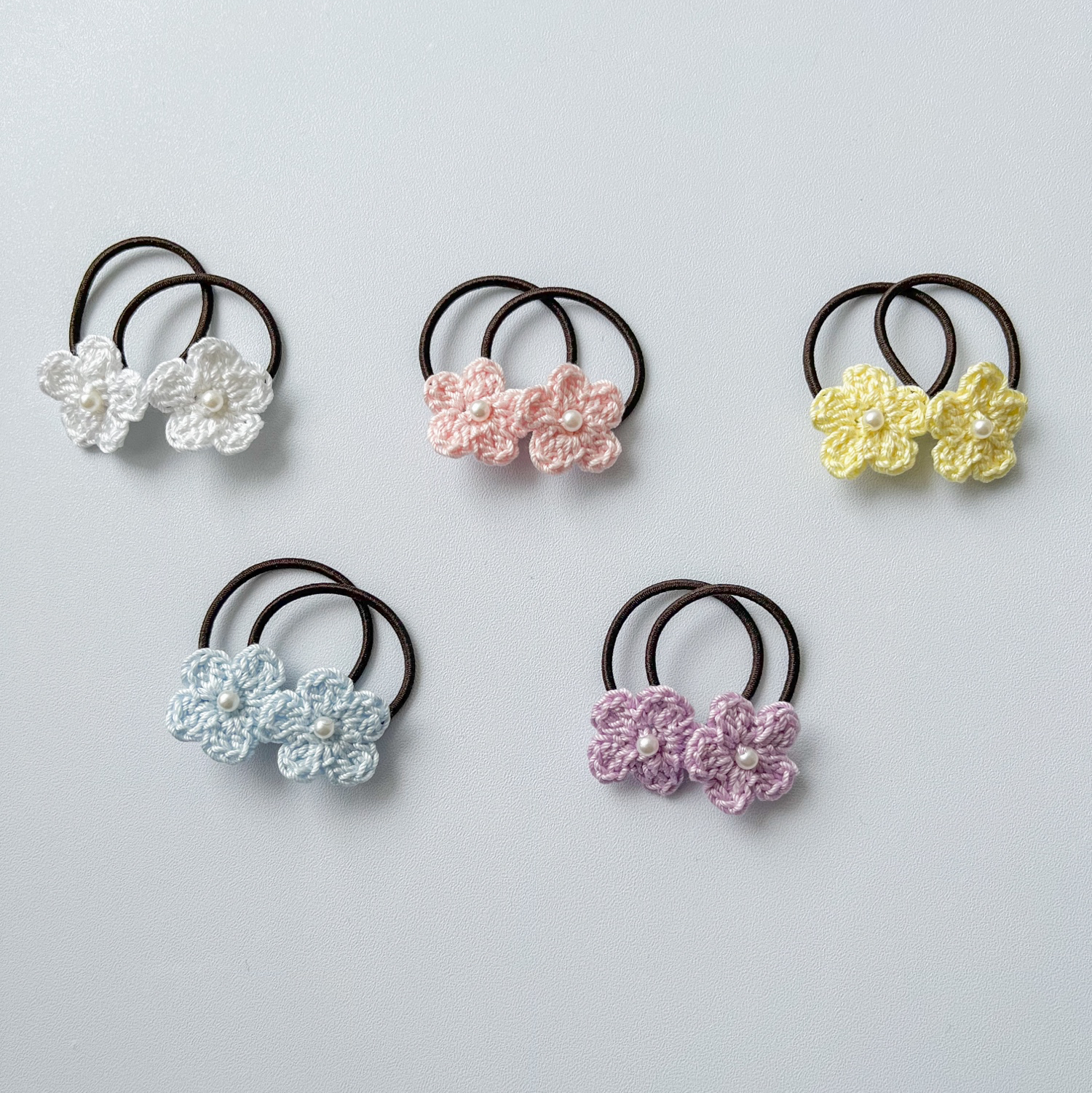 かぎ針編みのフラワーヘアクリップ】ベビークリップ ベビーへア