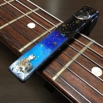 tr2010様オーダーご予約品　カポタスト　月を見上げる猫