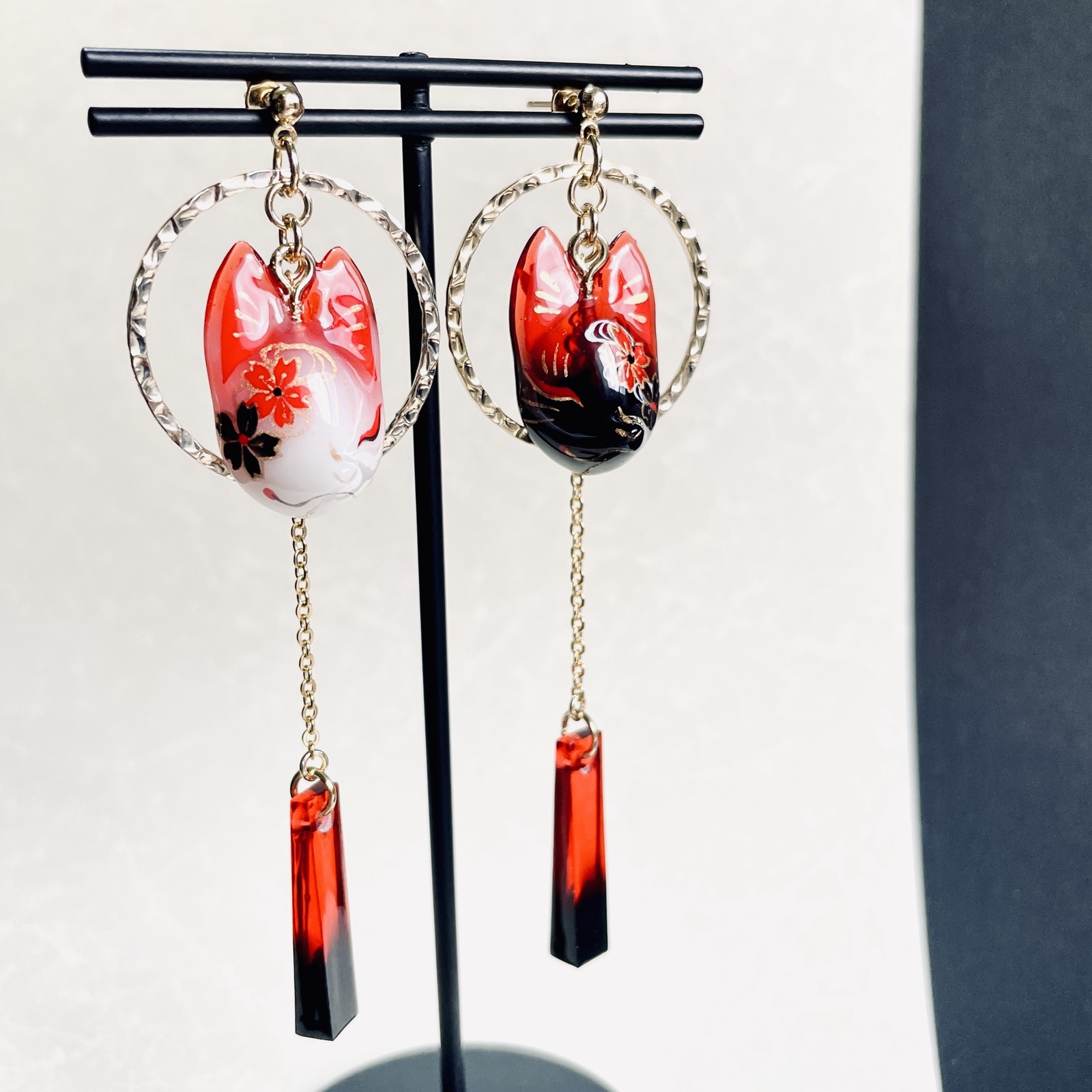 紅桜と狐の耳飾り(ピアス・イヤリング) - DACHIA DOLL'S GALLERY
