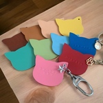 【名入れ】【まとめ買い】レザーねこさんチャーム（本革）