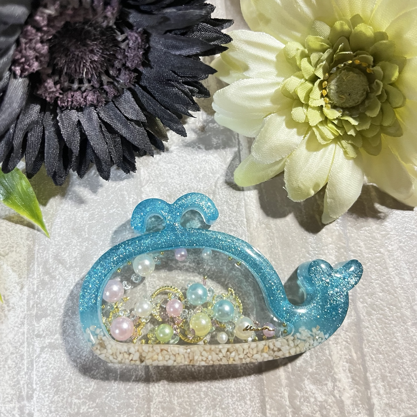 蓄光パステルブルー系ムーンシェイカーキーホルダー　レジン　シャカシャカ　キラキラ 蓄光パステルブルー系ムーンシェイカーキーホルダー レジン