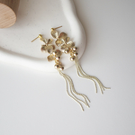 No.4 ( pierce / earring ) asymmetry double flowers long chain