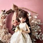 コーラルシェル色のミニチュアバラの花束