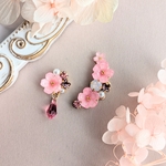 🆕 桜 アシンメトリー イヤリング ピアス イヤーカフ 【スワロフスキー使用】     