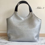 エレガントなシルバー編み込み風⭐︎フェイクレザートートバッグ  