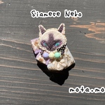 ちょっと目つきの鋭いネコさんブローチ【⠀シャムねこ  】