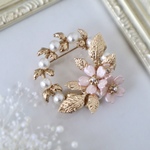  桜咲く⭐︎✴︎寄添う桜のパール ブローチ コサージュ結婚式、七五三、成人式、入園式、入学式、お祝いに◆セレモニーコサージュ、パールブローチ、花　コサージュ、パール　ブローチ、母帯飾りや髪飾りにも