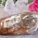 ゴイアス州産✨　レインボー　レッド　レムリアンシードクリスタル 原石　水晶