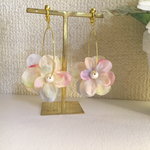 シェルflowerイヤリング