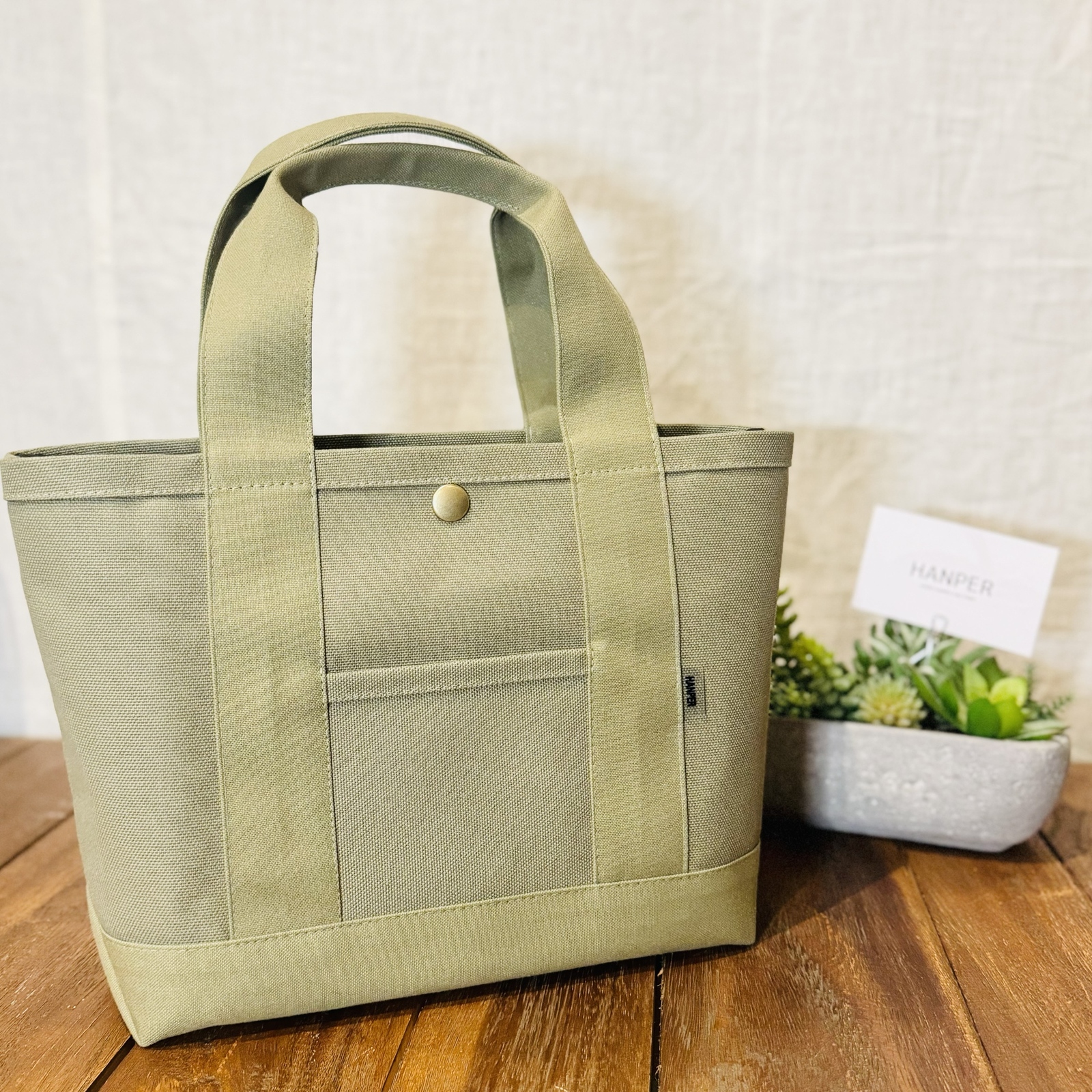 トート the basic《カーキ》M