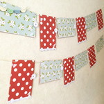 PhotoGarland＊フォトガーランド＊花柄×赤ドット