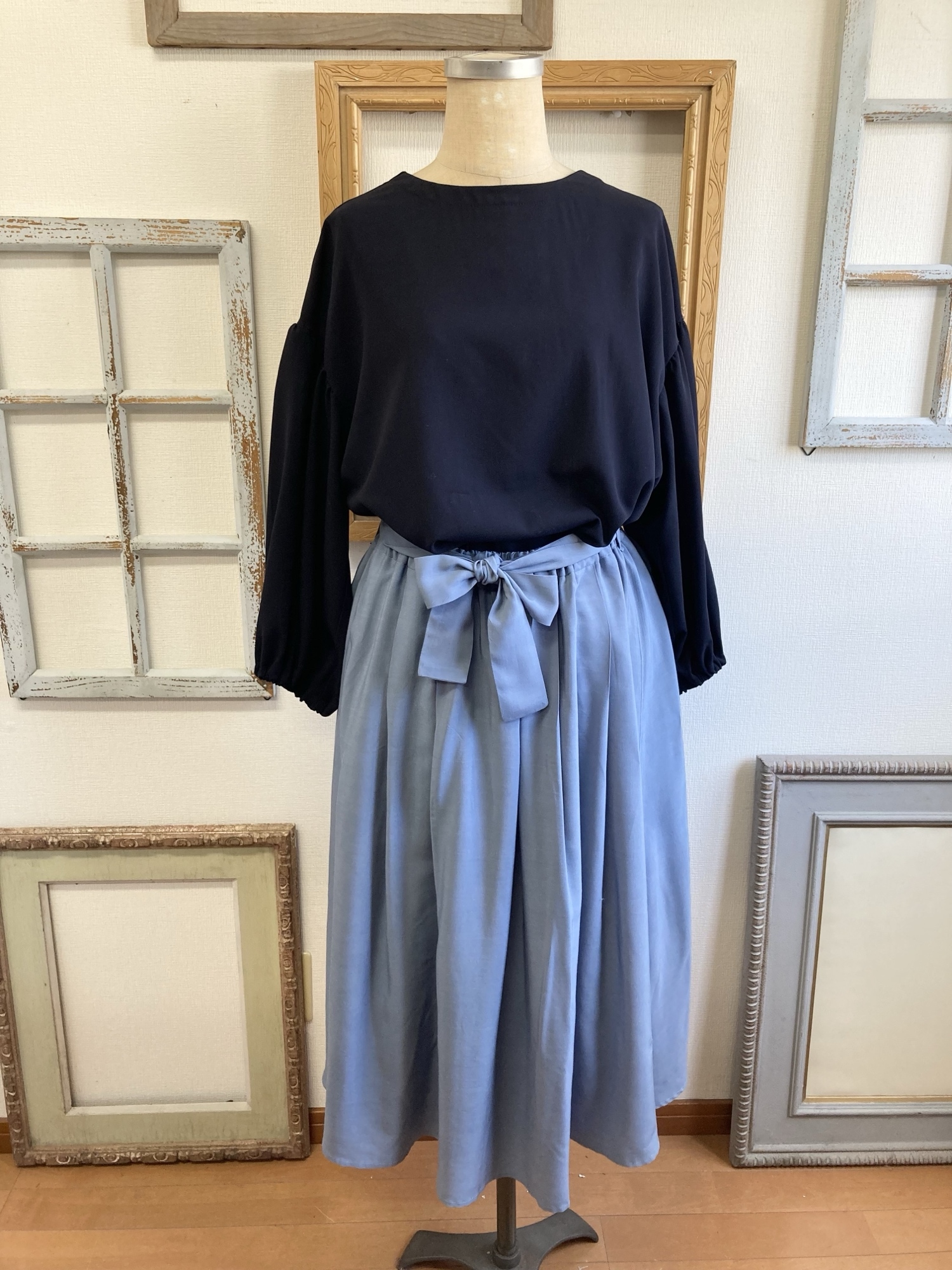 大人スカート❤️ウエストリボンのフレアスカート　ブルー（サイズL〜L L）