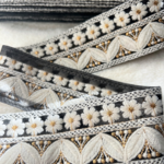 ブラック☆インド刺繍リボン