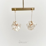 NEW【〜mini flutter〜】ﾐﾆﾌﾗｯﾀｰ／花びらピアス・イヤリング／お呼ばれ・ウェディング・デイリーにも・春ピアス・春イヤリング