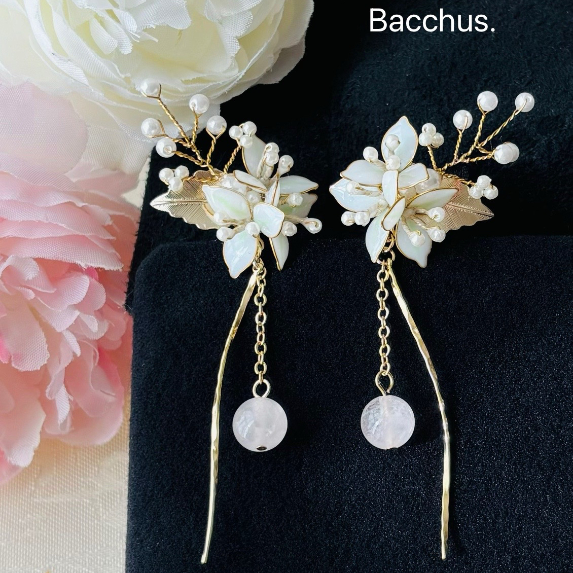 イヤーカフ　水色　青　ビジュー　タイル　薔薇　ノンホール　夏　海　デート　空 イヤーカフ 青 水色 薔薇 ビジュー 夏 タイル ノンホール 推し 海 デート