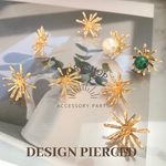 ☆再入荷【2pcs】フラワーピンピアス　18kgpゴールド　