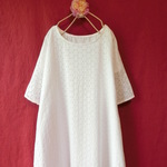 サークル模様レース　ワンピース　オフホワイト
