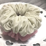 💓ワンコイン💓さらにもこもこ✨ふわもこシフォンシュシュ❤(ホワイトチョコ×いちご)