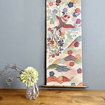 帯のタペストリー　満開の桜に舞う鳳凰　着物リメイク インテリア　掛け軸 　和モダン　和室　Kimono Tapestry Kakejiku  ギフト　ひな祭り　七五三　縁起物　古民家　おしゃれ