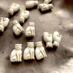 【4匹セット】JIRI＊IVANA#czech beads#チェコビーズ　cat15✖️9㍉ white/bronze