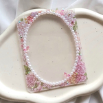〖 送料¥0 〗水彩画の花畑に舞う蝶のトレカケース