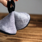 三角鍋つかみ　2個セット　リトアニアリネン　平織り　グレー　ホワイト　北欧雑貨　キッチン雑貨