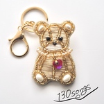 ✳︎ テディベア ✳︎ ビーズ 刺繍 ブローチ キーホルダー 2way